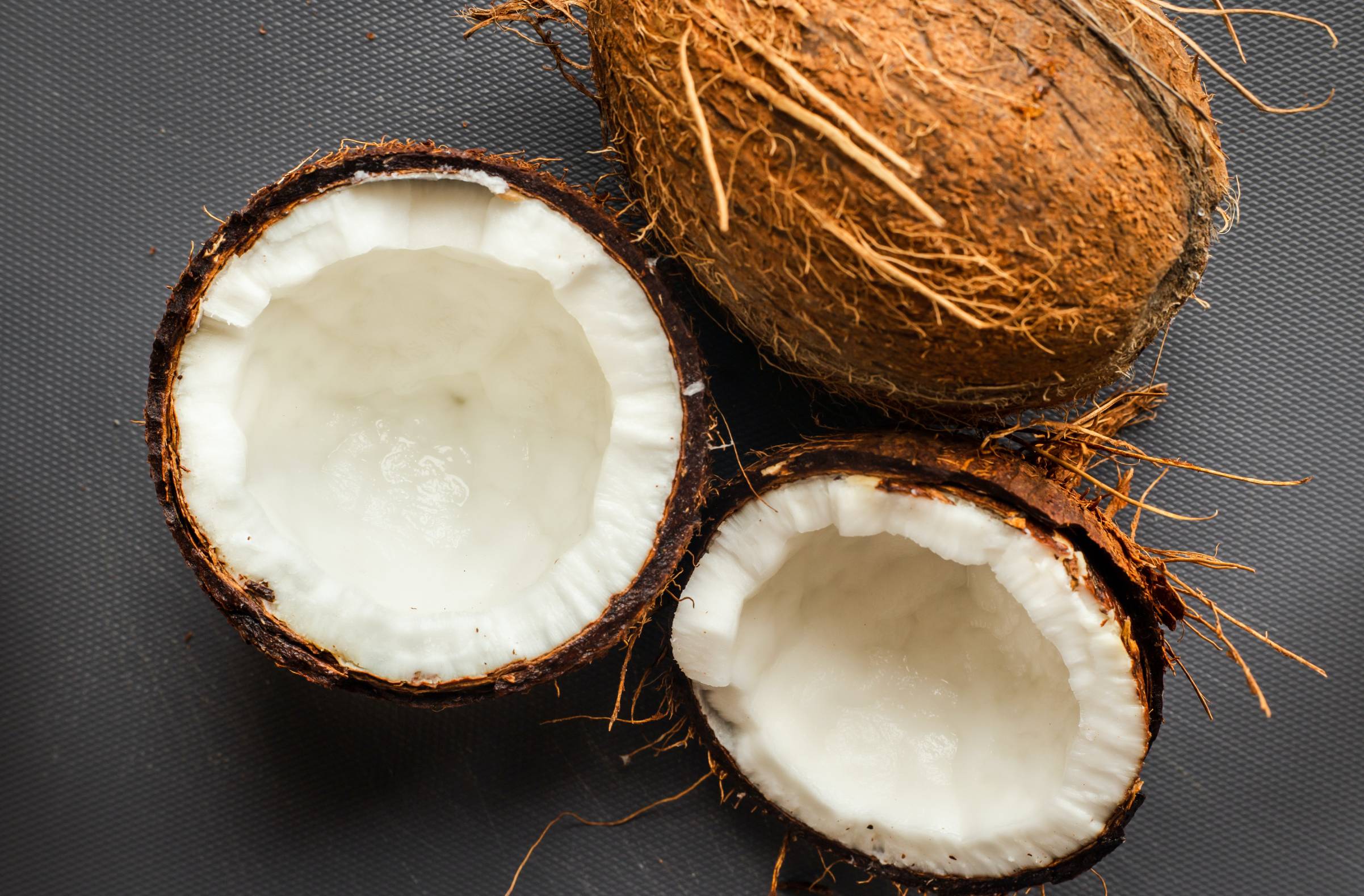 Ultimate Guide To Chopping Coconuts - hwk8458